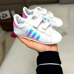 Adidas sneakers kids 5 US new